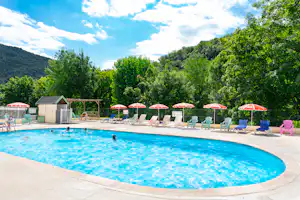 Camping Les Gorges de l'Hérault - Pool auf dem campingplatz
