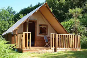 Flower Camping Les Granges - Glamping-Zelt auf dem Campingplatz