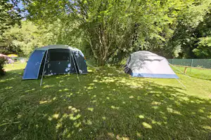 Camping les Gravelets - Zeltplätze im Grünen
