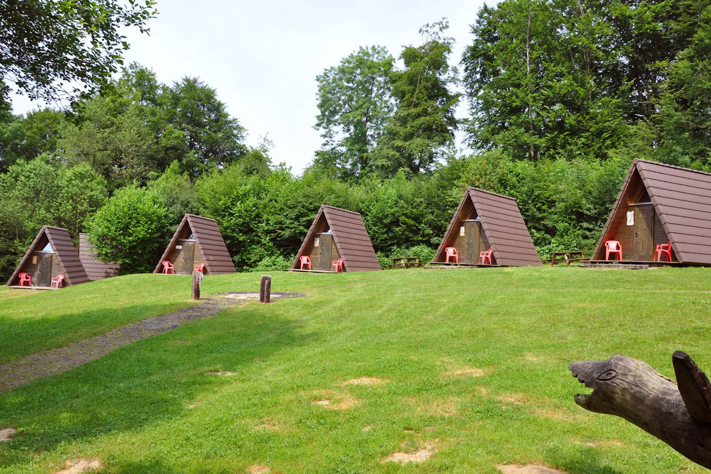 Camping Les Grottes