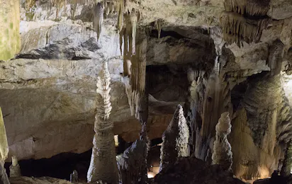 Camping Les Grottes