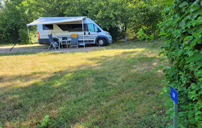 Camping Les Hirondelles (Bourg Sainte Marie)