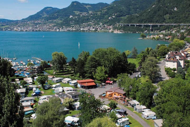 Camping Les Horizons Bleus -  Übersicht auf den Campingplatz am Genfersee