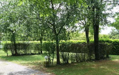 Camping LES HORTENSIAS (Rosières)