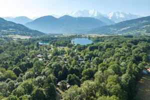 Flower Camping les Iles Camping Les Iles Tohapi - Campingplatz aus der Vogelperspektive