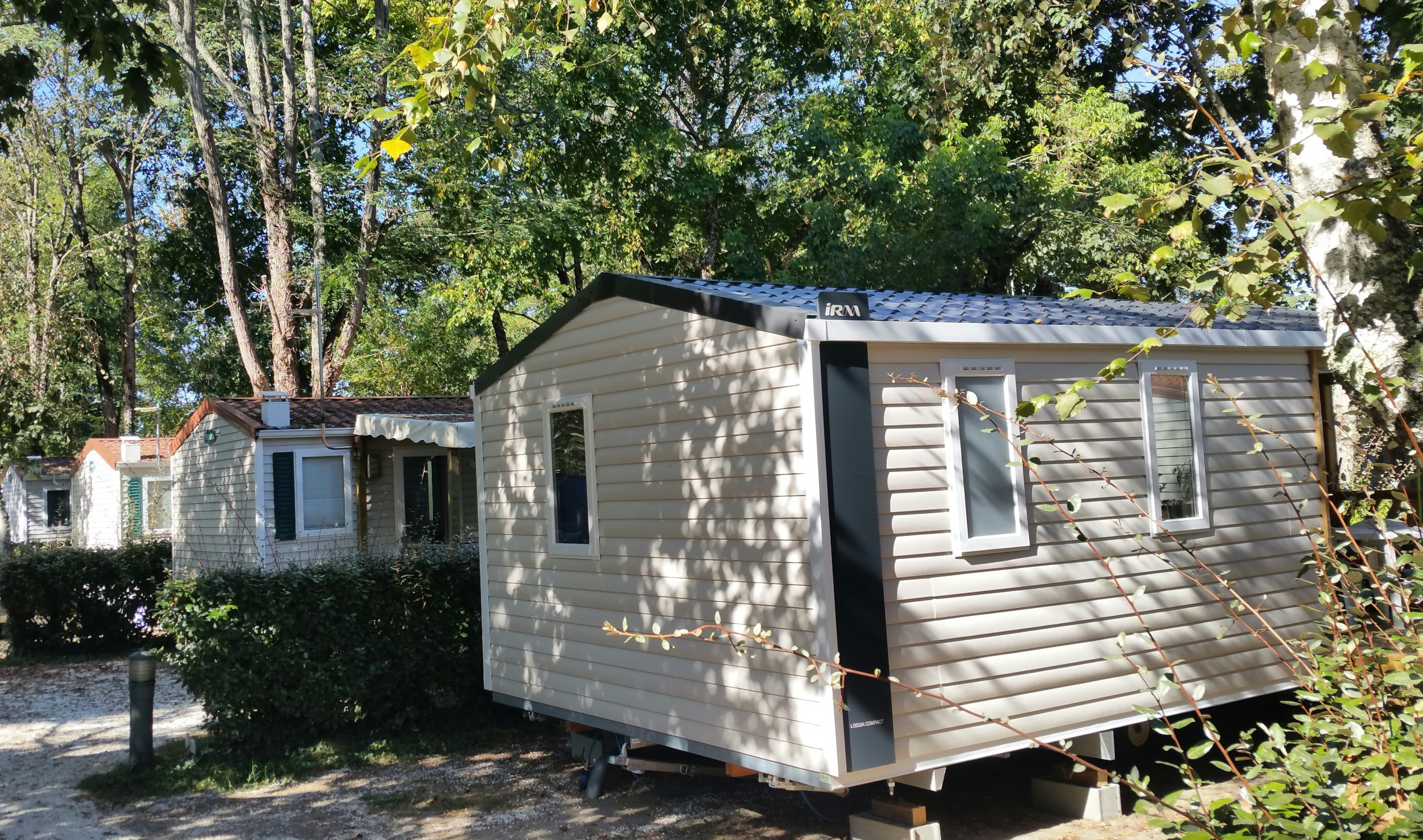 Camping Les Jardins de l'Adour  - Mobilheime auf dem Campingplatz