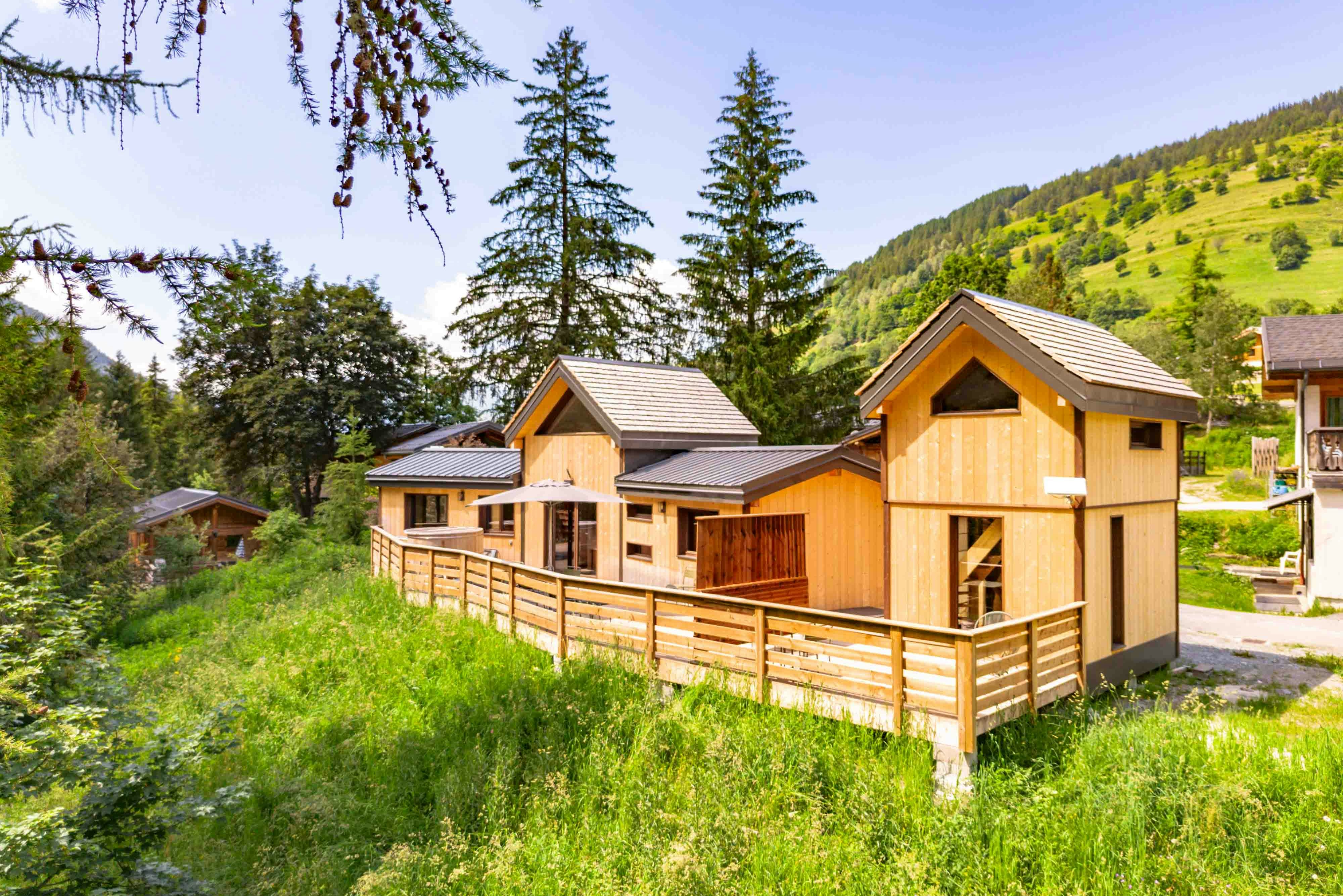 Camping Les Lanchettes - Mobilheime im Grünen auf dem Campingplatz