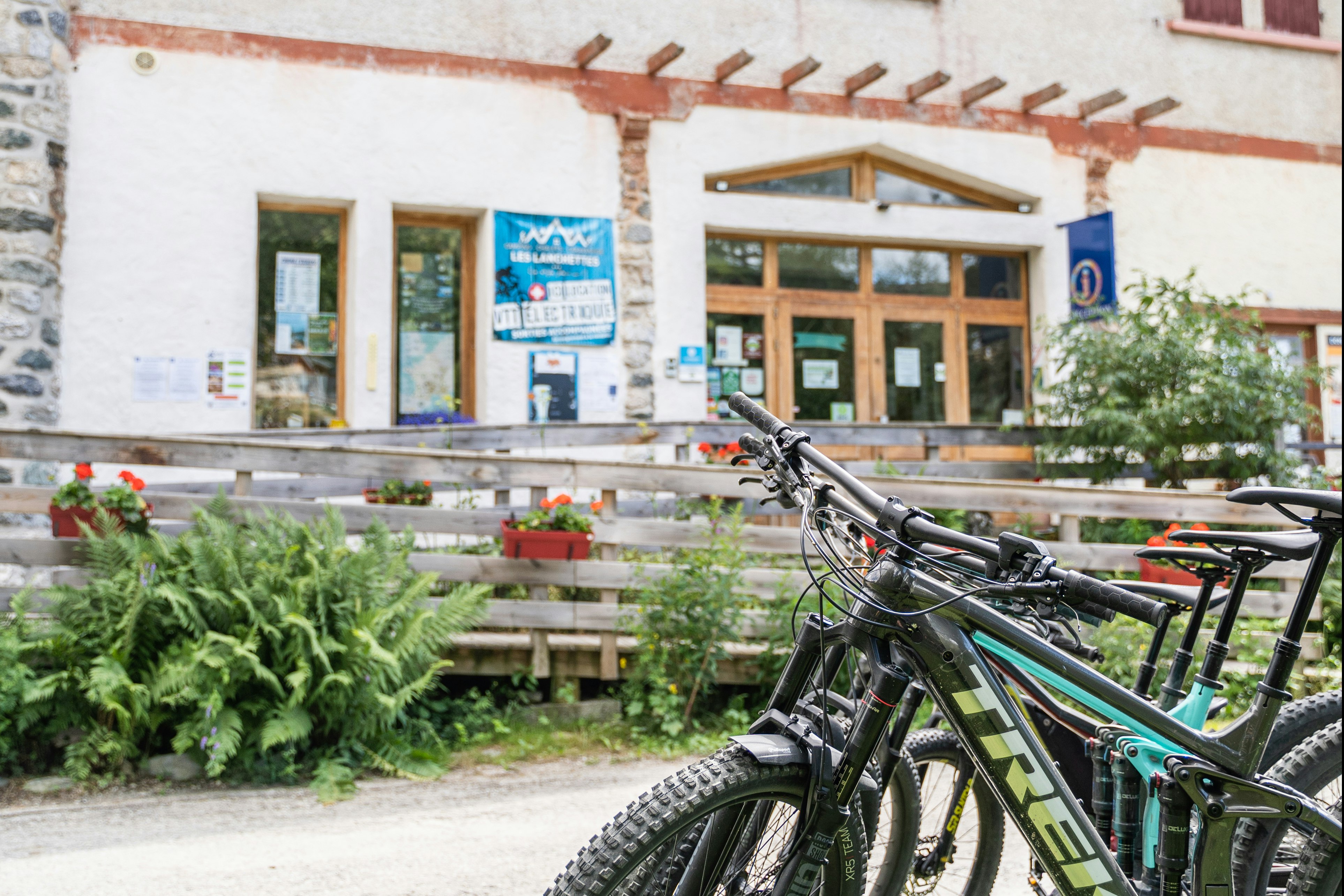 Camping Les Lanchettes - Rezeption und E-Bike-Verleih auf dem Campingplatz