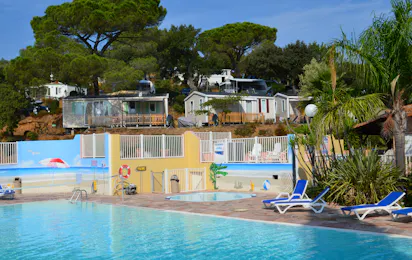 Camping Les Lauriers Roses