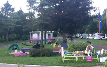 Camping Les Lumes