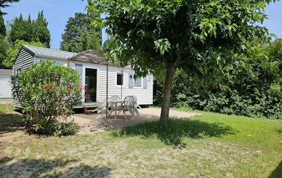 Camping Les Micocouliers (Graveson)