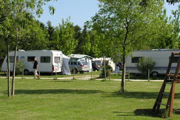 Camping Les Micocouliers