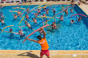 Camping Les Mimosas - Aqua Gym Pool vom Campingplatz