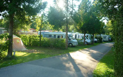 Camping Les Mérilles