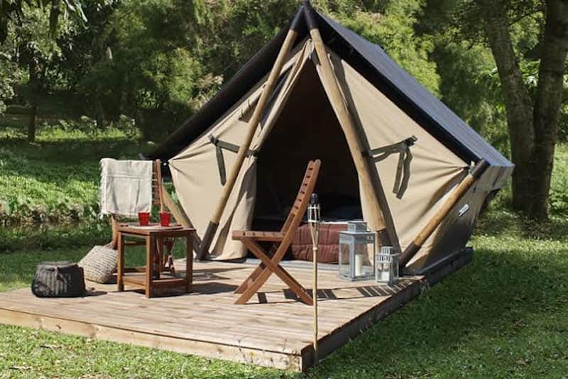 Camping Les Murmures du Lignon - Zelt zu vermieten auf dem Campingplatz