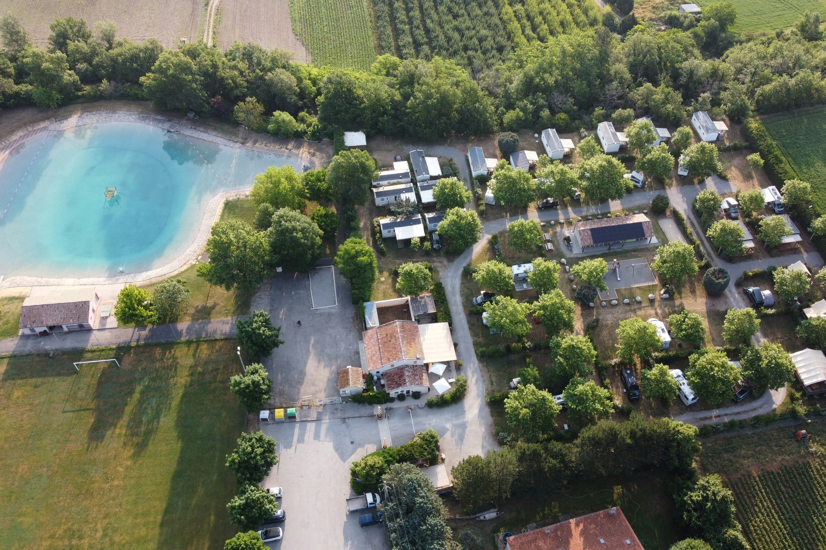 Camping Ushuaïa Villages Les Myotis  Camping les Myotis - Luftaufnahme des Campingplatzes