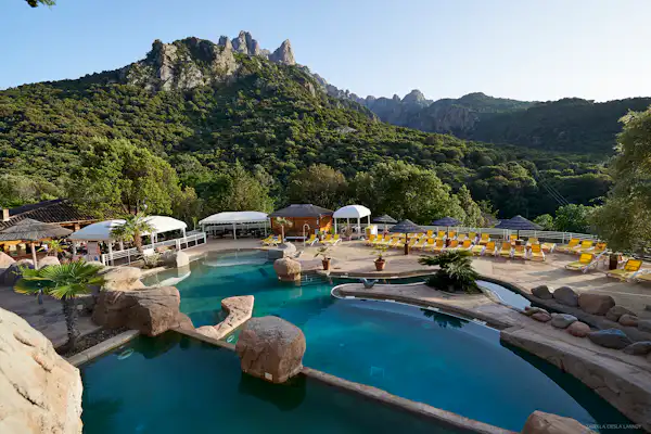 Camping les Oliviers (Porto)