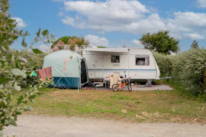 Camping Les Paludiers - Standplätze auf dem Campingplatz