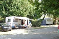 Camping Les Peupliers -  Übernachtungsmöglichkeiten auf dem Campingplatz