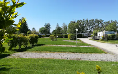 Camping Les Peupliers (Vironchaux)