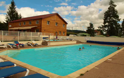 Camping Les Pinasses