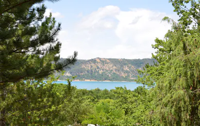 Camping Les Pins (Les Salles-sur-Verdon)