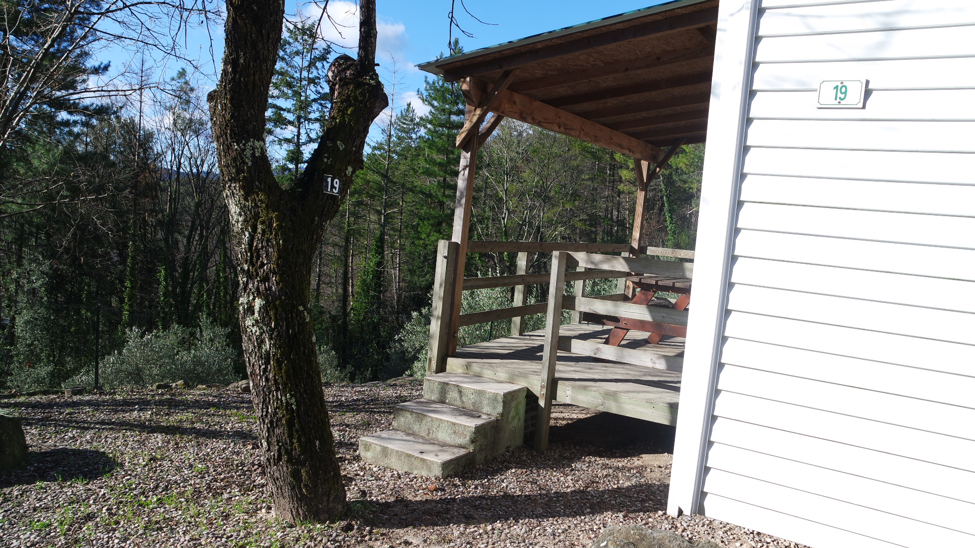 Camping Les Pins d'Ucel