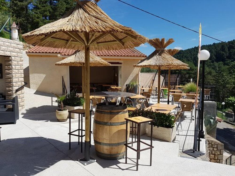 Camping Les Pins d'Ucel