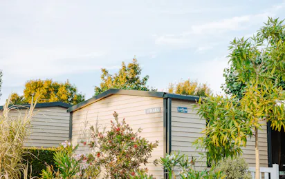 Camping Les Places Dorées