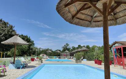 Flower Camping Les Plages de l´Ain