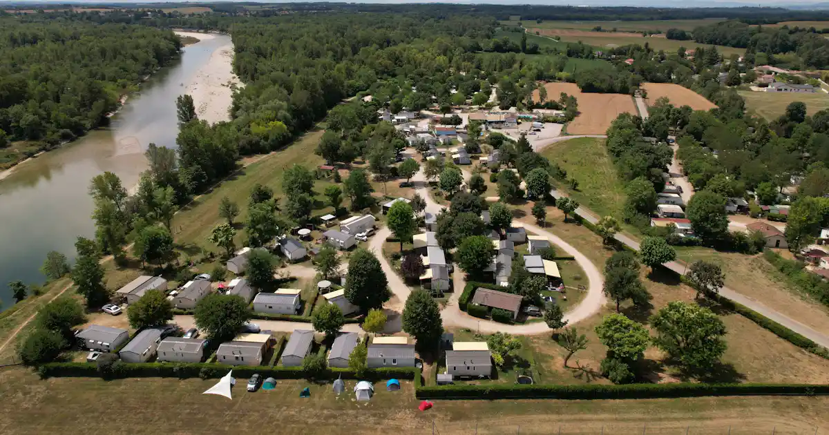 Camping Les Plages de l'Ain photo 4