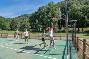 Camping Les Plans - Mehrzwecksportplatz auf dem Campingplatz