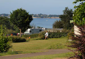 Camping Les Prés Verts Aux 4 Sardines