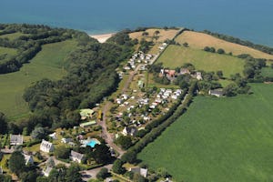 Camping Les Prés Verts Aux 4 Sardines