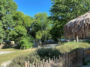 Camping Les Rives de Grand Lieu - Standplätze auf dem Campingplatz