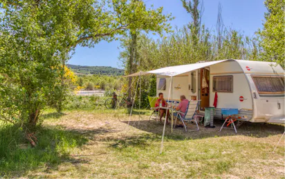 Flower Camping Les Rives de l'Aygues