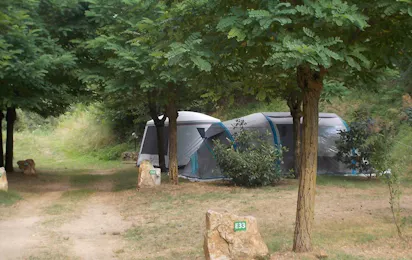 Camping Les Roches (Le Crestet)