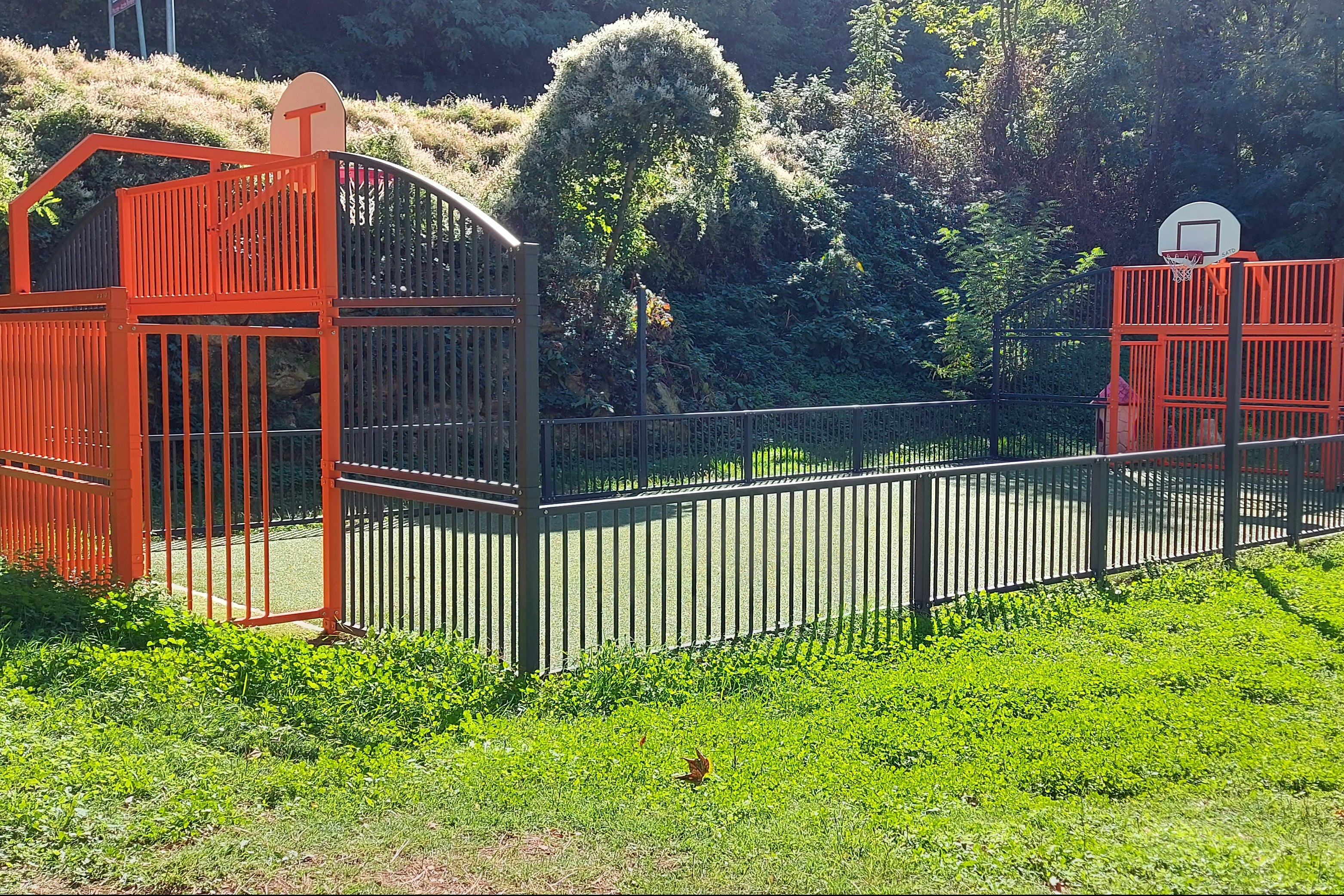 Camping les Sables - Sportplatz auf dem Campingplatz