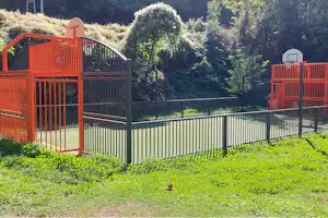 Camping les Sables - Sportplatz auf dem Campingplatz
