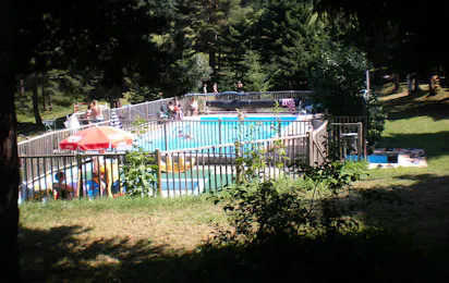 Camping Les Sapins (Camurac)