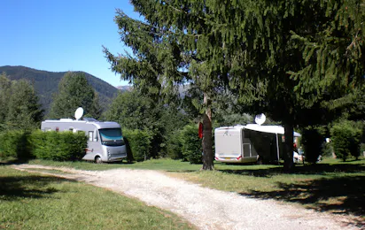 Camping Les Sapins (Camurac)