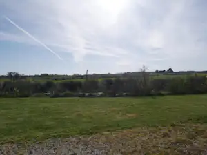 Camping Les Seulières - Standplatzwiese auf dem Campingplatz