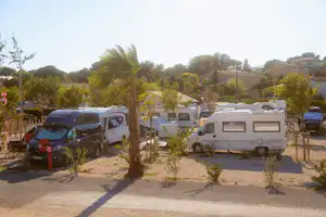 Camping Les Tamaris - Standplätze auf dem Campingplatz