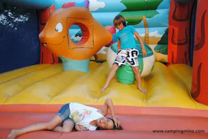 Camping Les Étangs Mina