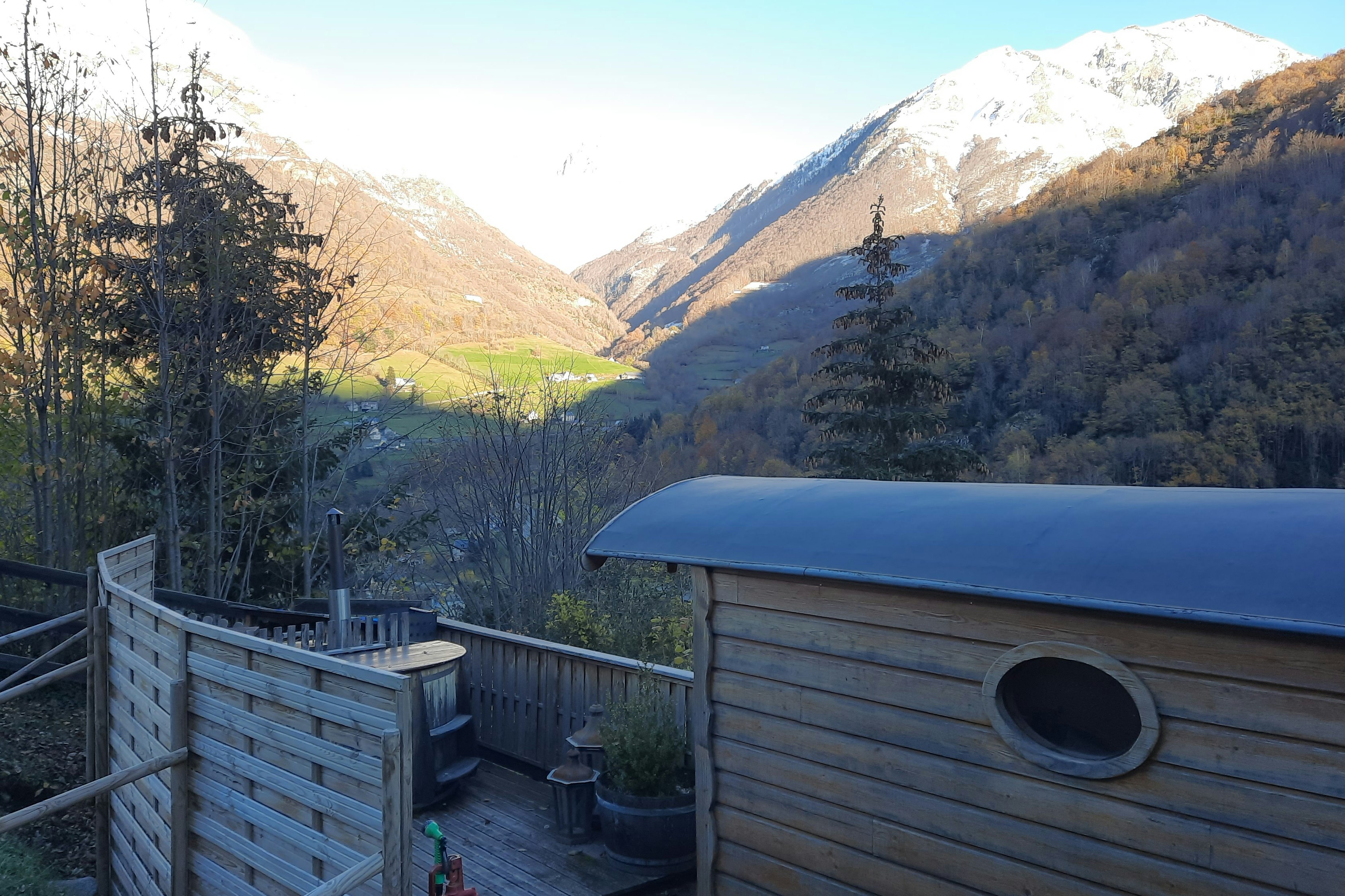 Camping Les Tilleuls - Mobilheim mit Aussicht auf die Berge