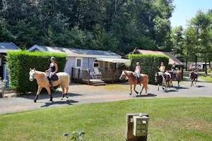 Camping Les Tourterelles - Reiten als Freizeitaktivität auf dem Campingplatz