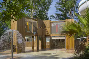 Camping Sandaya Les Vagues - Wasserspielplatz auf dem Campingplatz