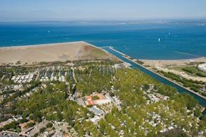 Camping L'Espiguette - Luftaufnahme vom Campingplatz am Mittelmeer