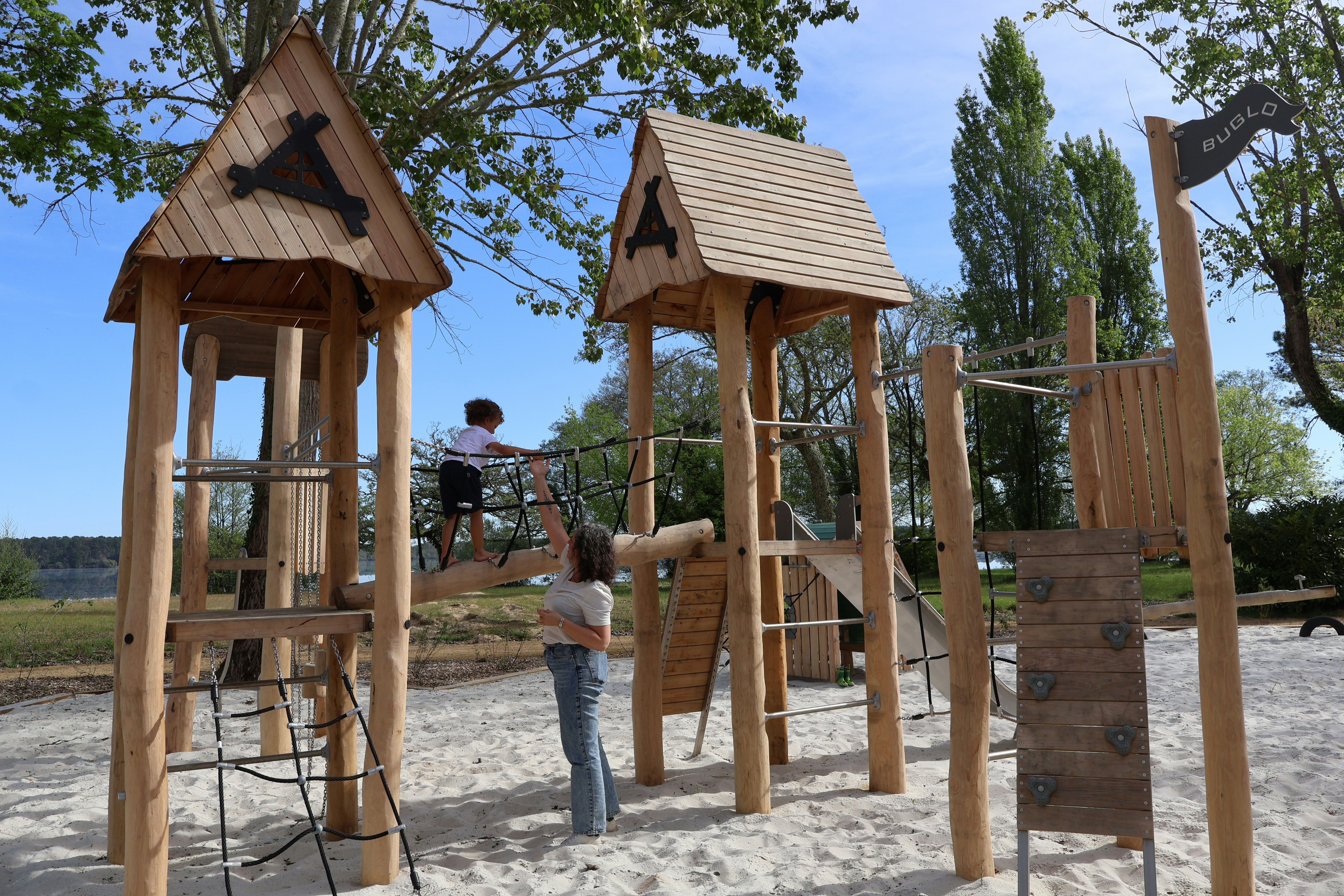 Camping L'Etang Blanc  - Kinderspielplatz auf dem Campingplatz
