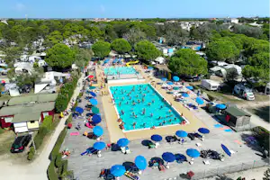 Camping Lido - Poolbereich auf dem Campingplatz